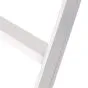 8 cm tiefe, durchgehend geriffelte Stufen